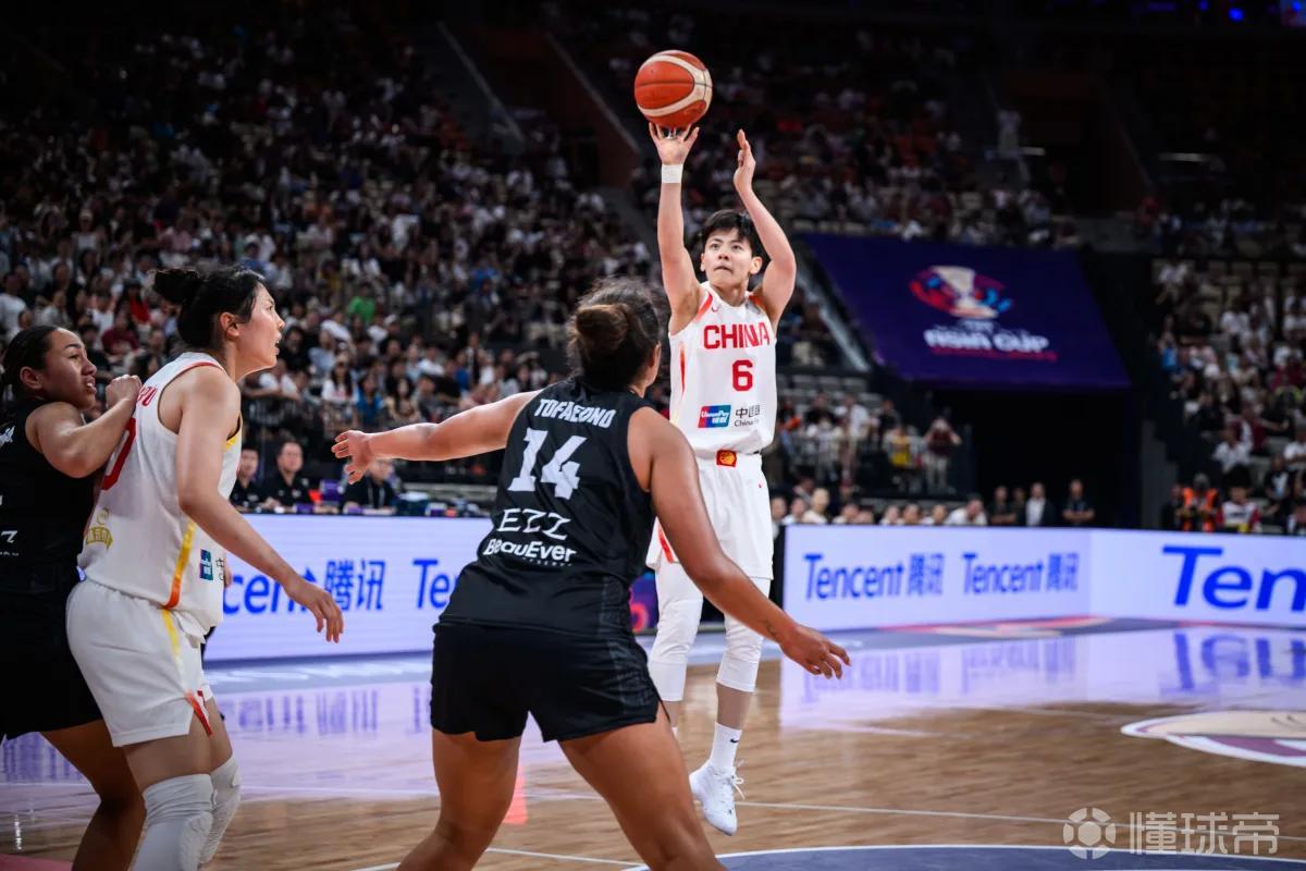 中国女篮横扫日本锁定优势，日帅放豪言引争议，亚洲杯7月深圳开战的简单介绍