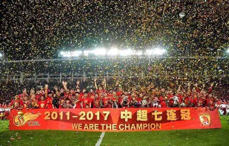 15年亚冠的辉煌恒大,如今在役球员回顾,两人依然奋斗不息！